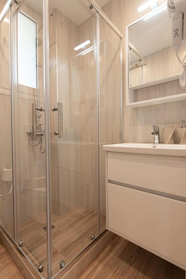 Bukovo Apartment Oinofyta ภายนอก รูปภาพ